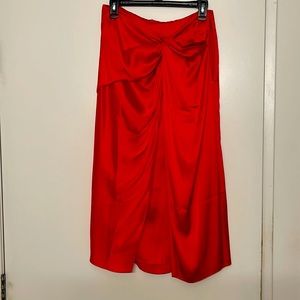 Carbon 38 Red Wrap Skirt with lining, worn once, midi length.made of silk.